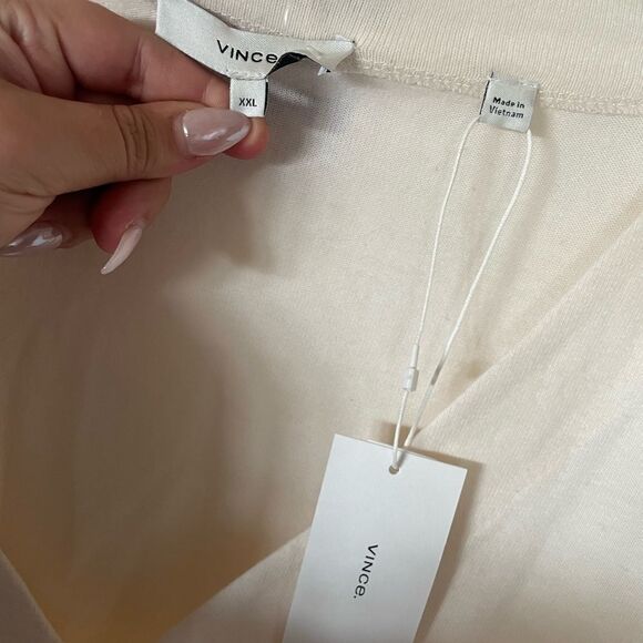 VINCE oversized cream top - Picture 3 of 4